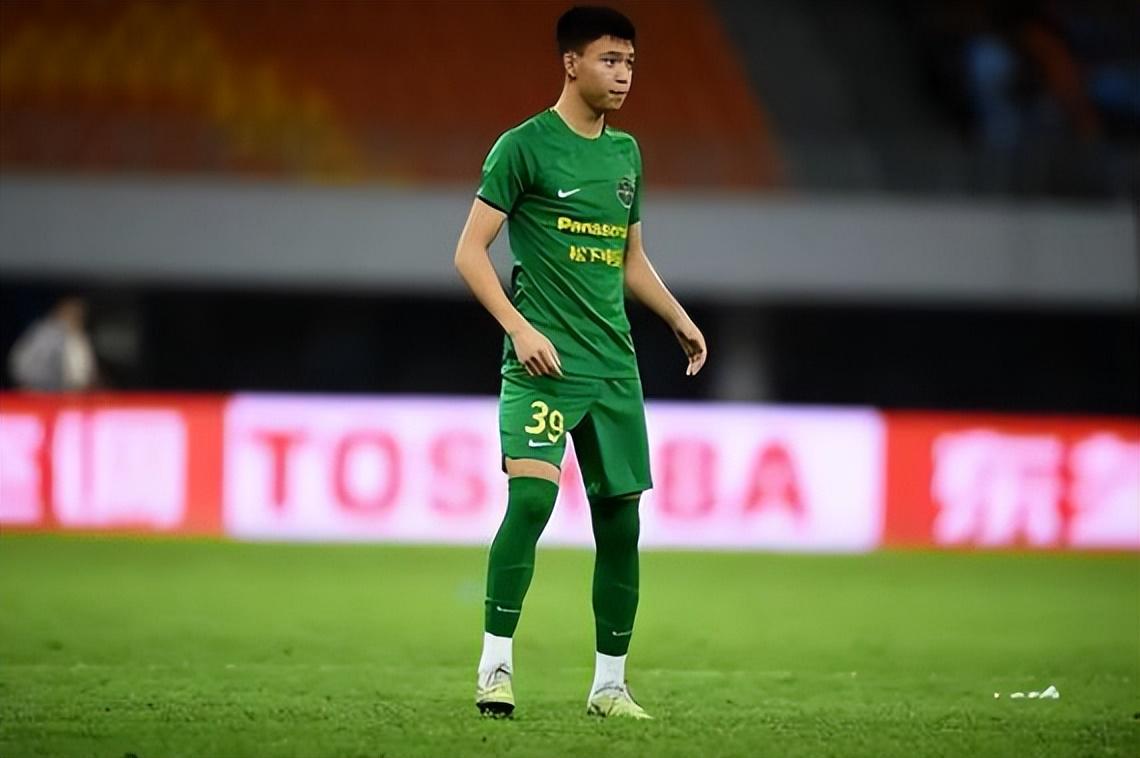 开云体育app下载-U23国足亚洲杯踢泰国首发预测！多个位置迎来新面孔，王钰栋替补