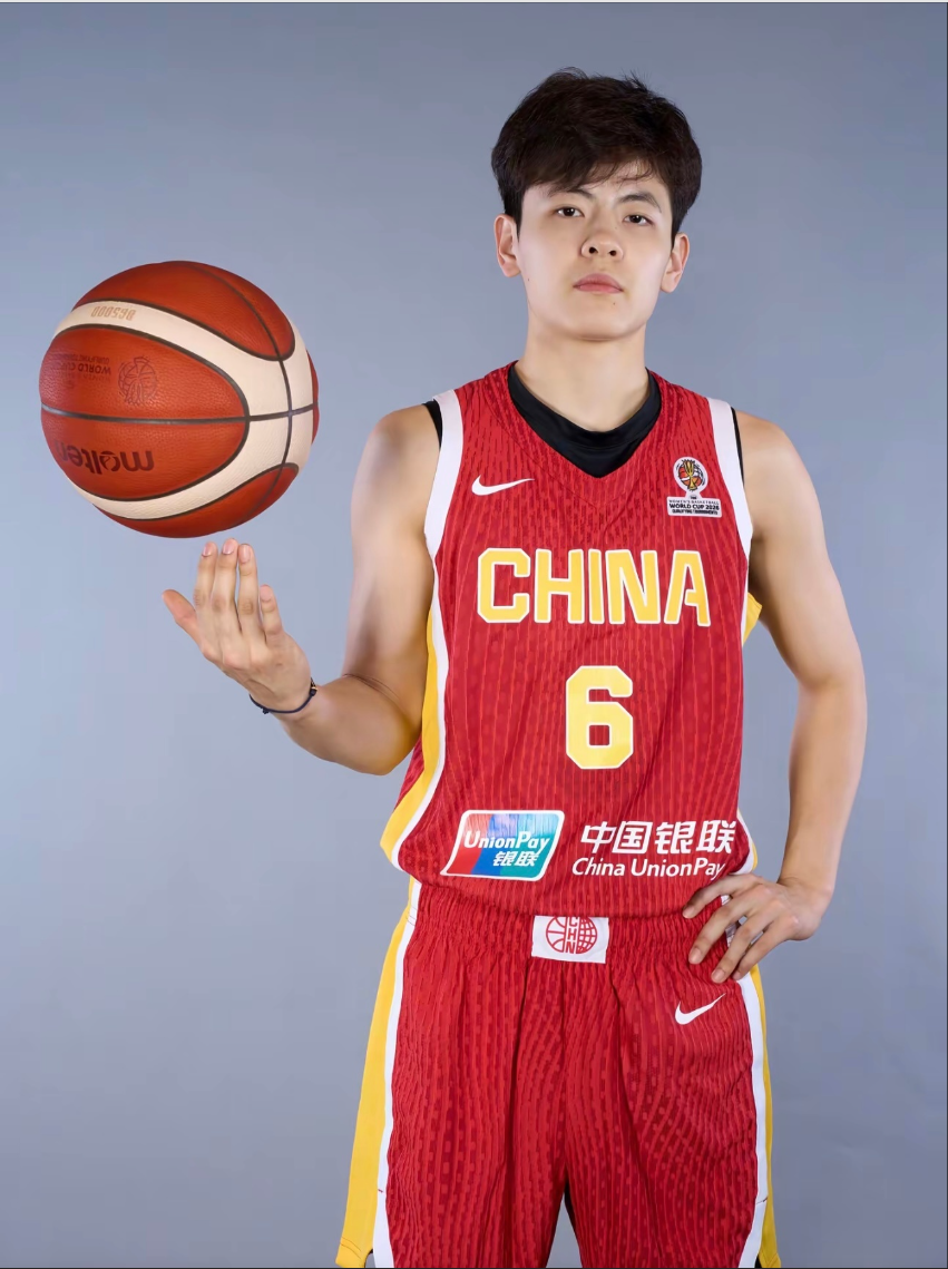 开云体育-传承!24岁杨舒予出任中国女篮队长,接班姐姐杨力维率队征战世预赛